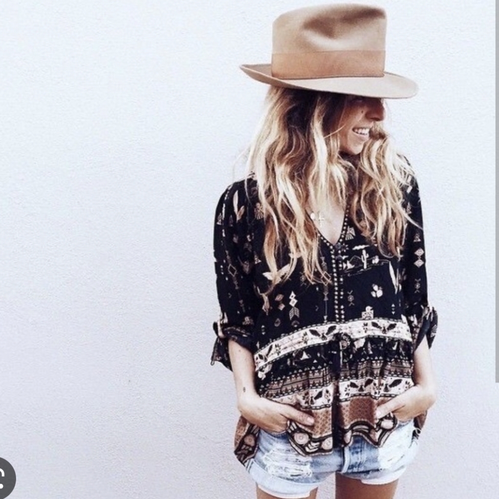 spell • phoenix blouse in mustang print Small